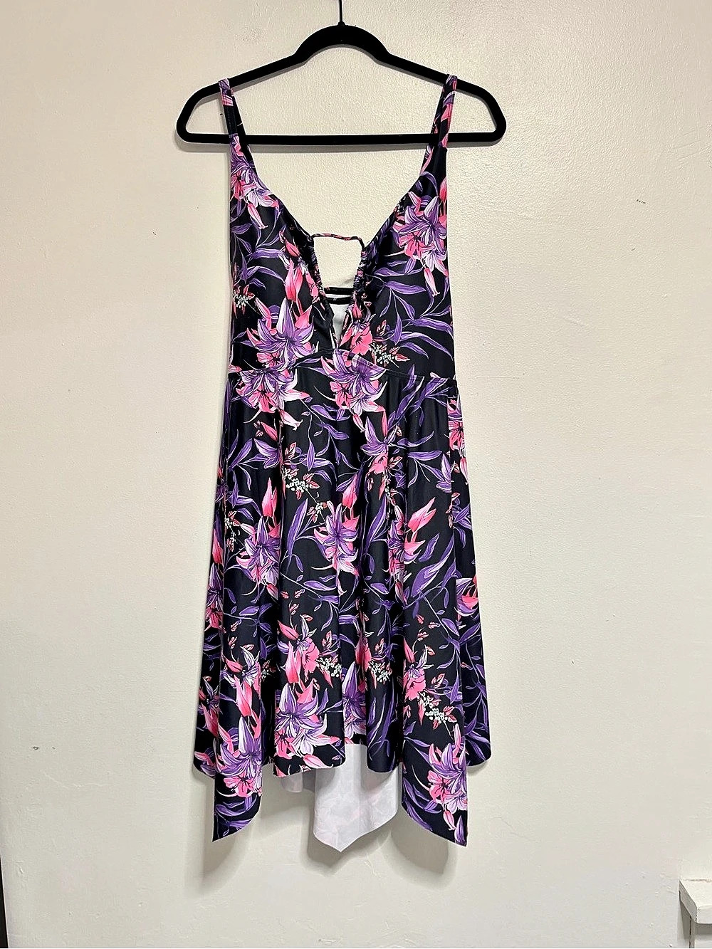 Hanna Nicole Floral High-Low Dress in Black & Pink Size Medium Like New 24Wide